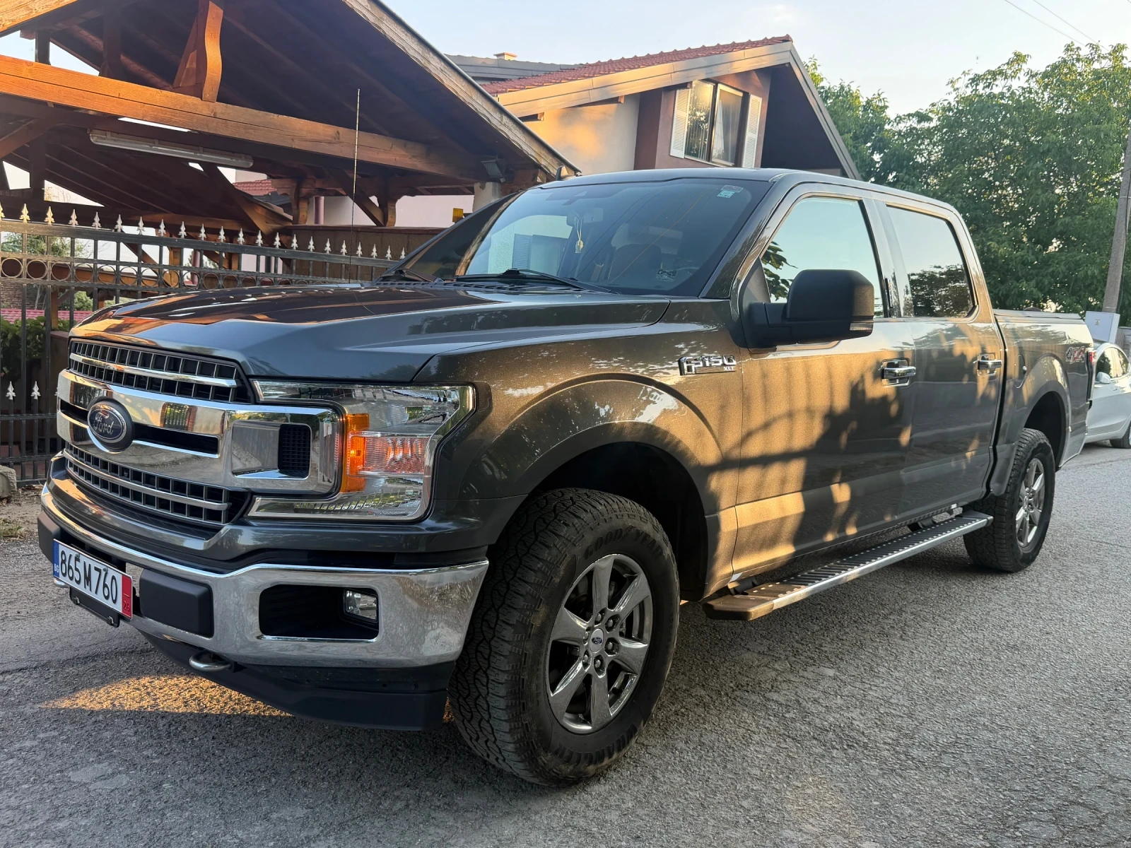 Ford F150 5.0 SuperCrew XLT 4x4, снимка 2 - Автомобили и джипове - 55596962