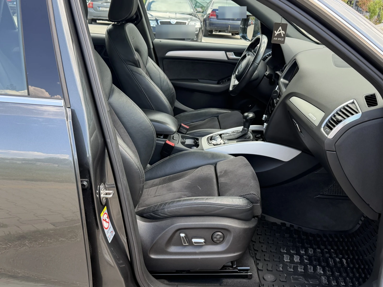 Audi Q5 3.0 TDI 245к.с. quattro S line Панорама 20, снимка 12 - Автомобили и джипове - 55643861