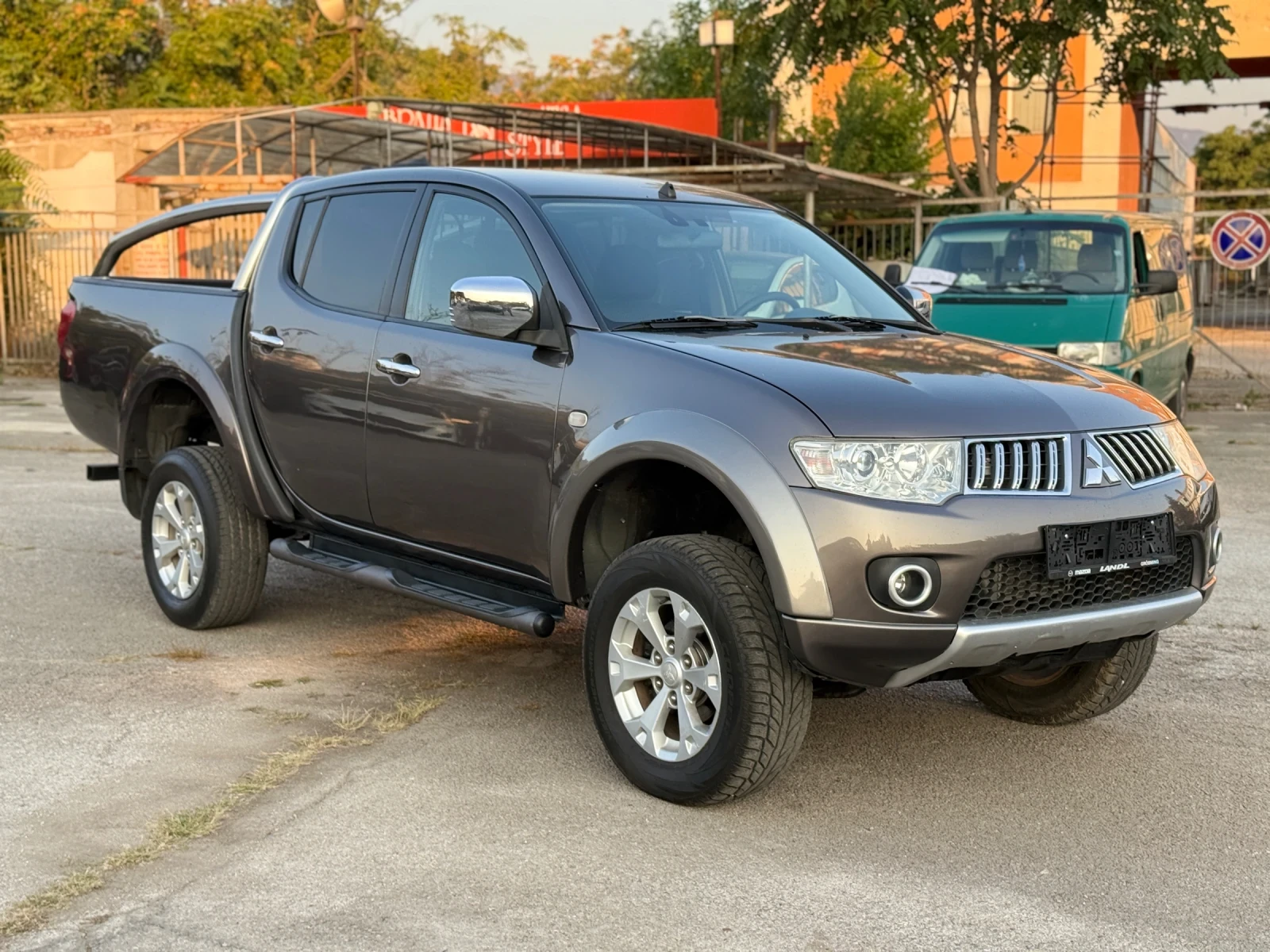 Mitsubishi L200 2.5 DI-D - 178ps, снимка 2 - Автомобили и джипове - 55750417
