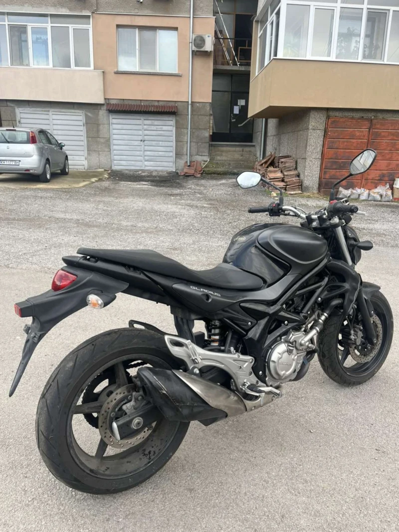 Suzuki SFV, снимка 2 - Мотоциклети и мототехника - 53358816