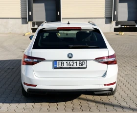 Skoda Superb 2.0TDI LAURIN & KLEMENT 2016, снимка 4