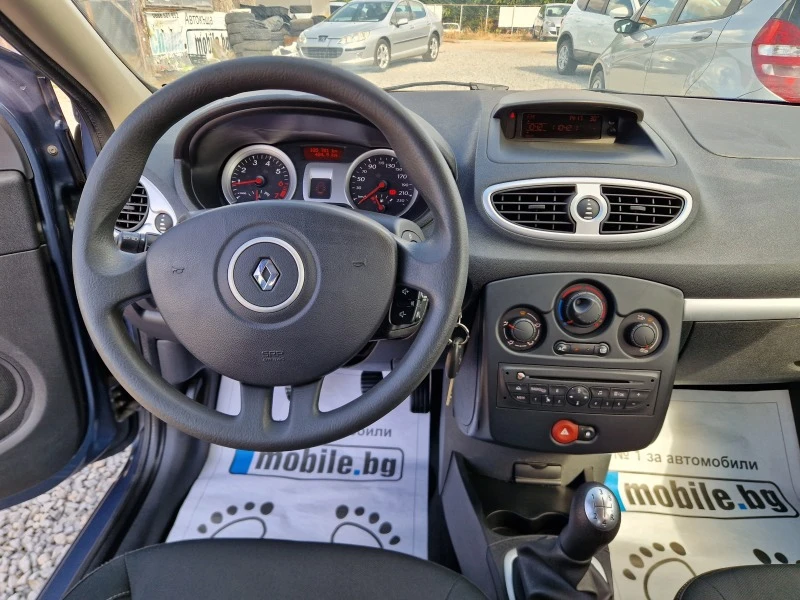 Renault Clio 1.2/ПЕРФЕКТЕН, снимка 11 - Автомобили и джипове - 47784487