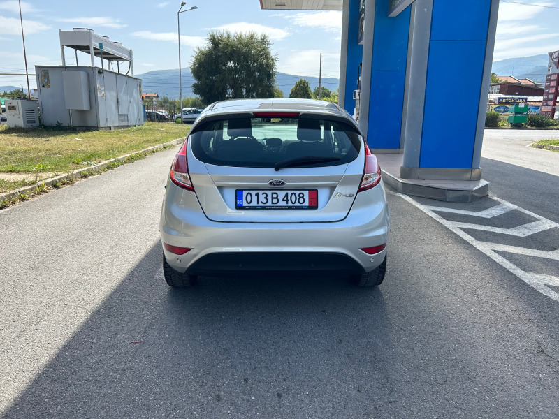 Ford Fiesta 1.5 tdci  navi euro6, снимка 5 - Автомобили и джипове - 44388264