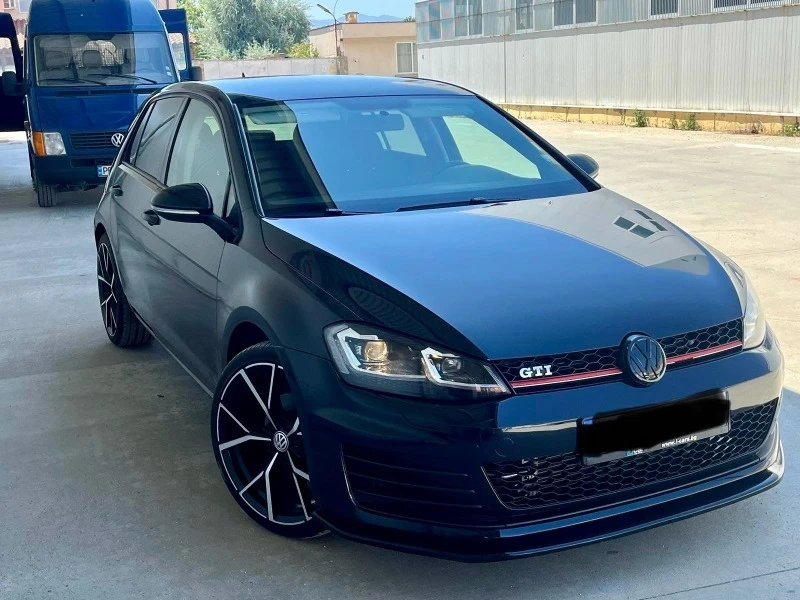 VW Golf 1.8T, снимка 6 - Автомобили и джипове - 47702291