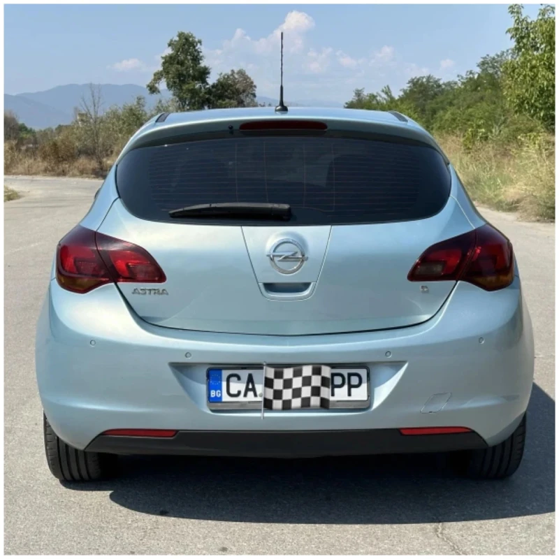 Opel Astra 1.7 CDTI* COSMO* EDITION* , снимка 3 - Автомобили и джипове - 52153936