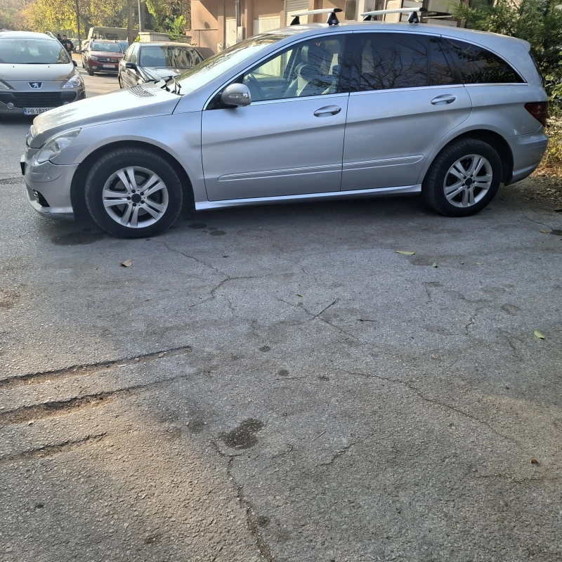 Mercedes-Benz R 320 AMG 4MATIC, снимка 10 - Автомобили и джипове - 47918339