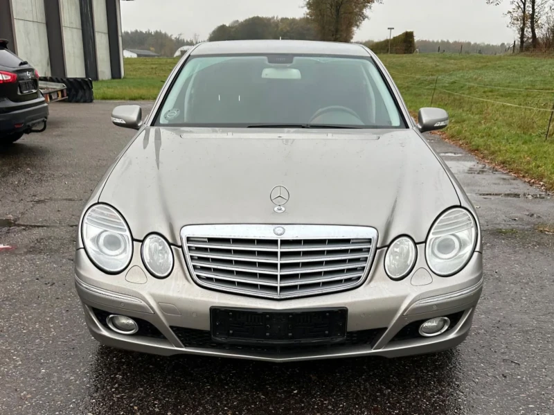 Mercedes-Benz E 220 Cdi / Automatic , снимка 2 - Автомобили и джипове - 47961909