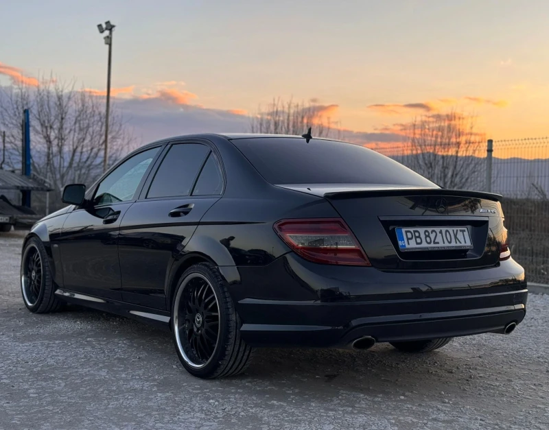 Mercedes-Benz C 320 AMG BLACK EDITION , снимка 8 - Автомобили и джипове - 48955997