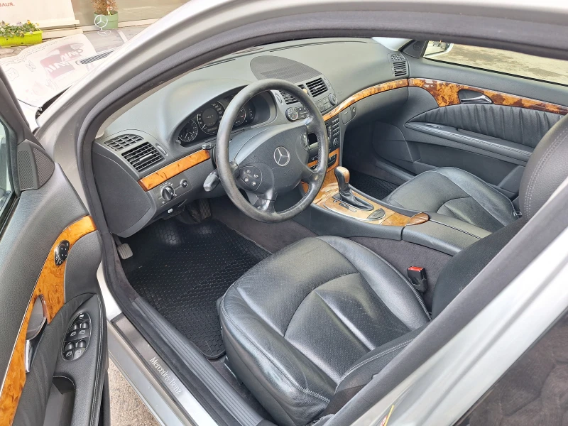 Mercedes-Benz E 320 CDI ELEGANCE, снимка 7 - Автомобили и джипове - 49144707