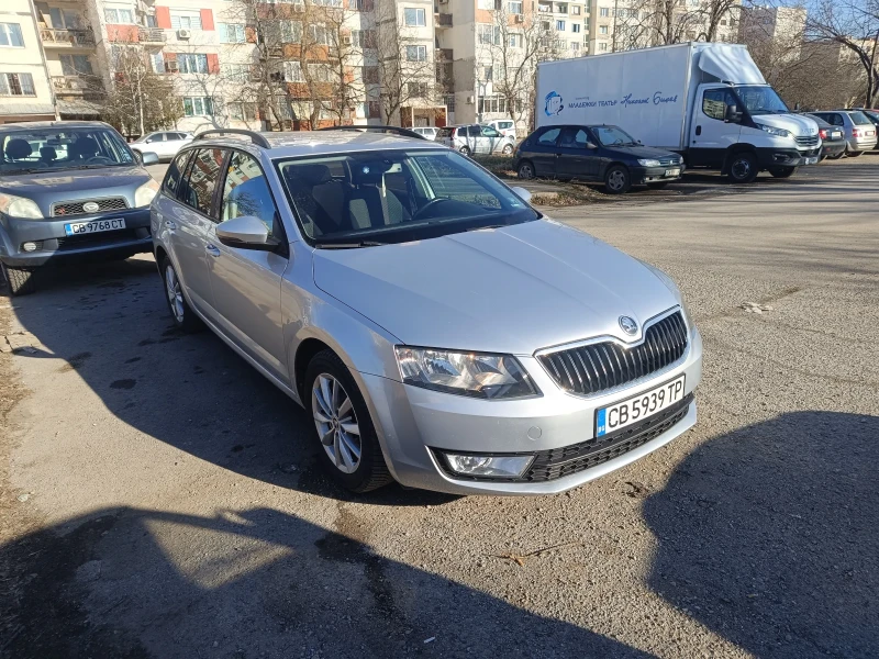 Skoda Octavia 1, 6d, снимка 3 - Автомобили и джипове - 49376794