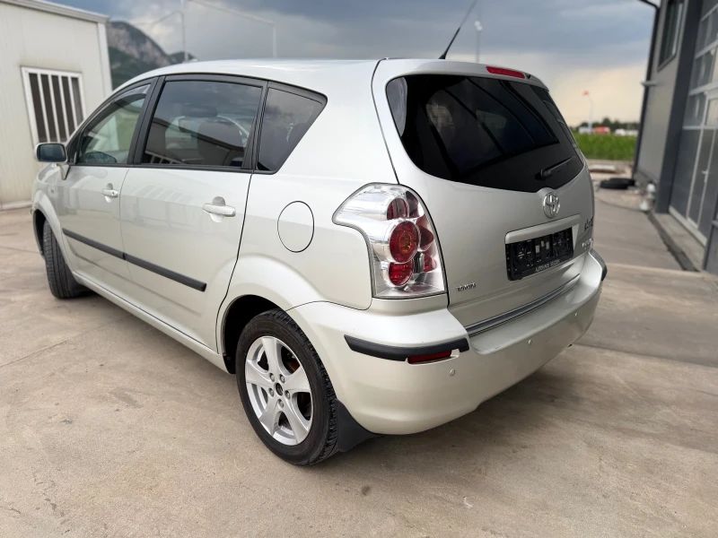 Toyota Corolla verso AVTOMAT 6+ 1, снимка 3 - Автомобили и джипове - 51031818