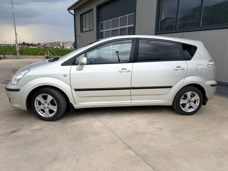 Toyota Corolla verso AVTOMAT 6+ 1, снимка 2 - Автомобили и джипове - 51031818