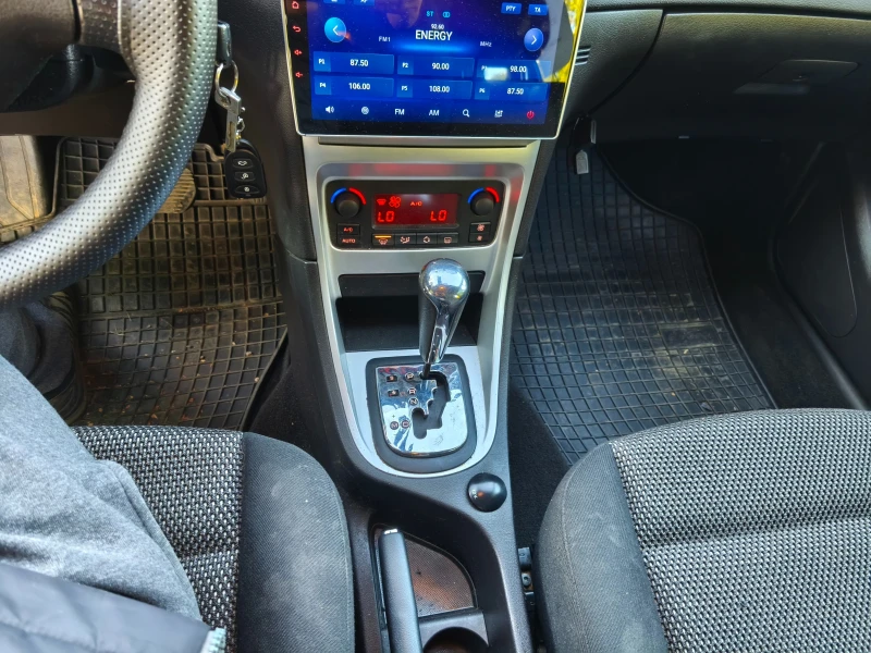 Peugeot 307, снимка 11 - Автомобили и джипове - 52170229