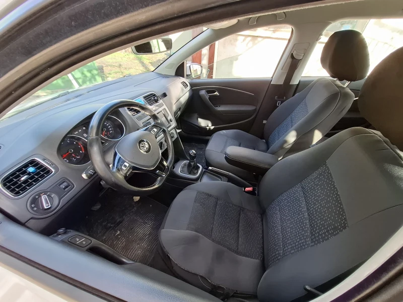 VW Polo Lounge, снимка 6 - Автомобили и джипове - 52752133