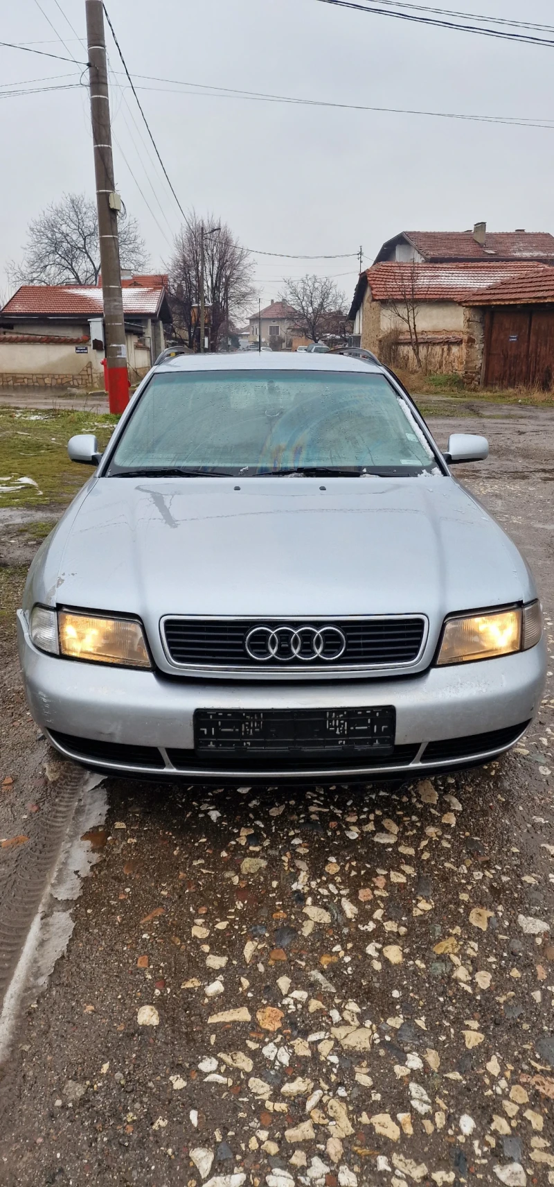Audi A4 1.8i, снимка 2 - Автомобили и джипове - 53055678