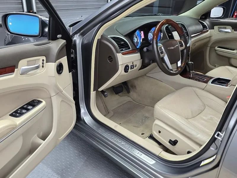 Chrysler 300c 3.6 292hp | Mobile.bg   11