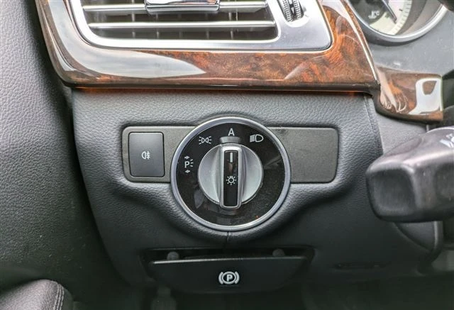 Mercedes-Benz CLS 350, снимка 12 - Автомобили и джипове - 53154701