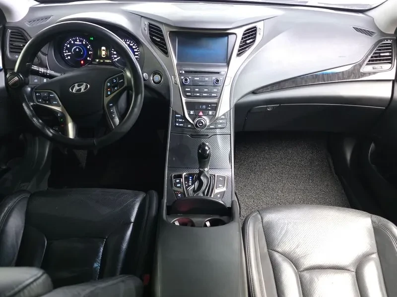 Hyundai Grandeur Hg300 Exclusive, снимка 7 - Автомобили и джипове - 53777821