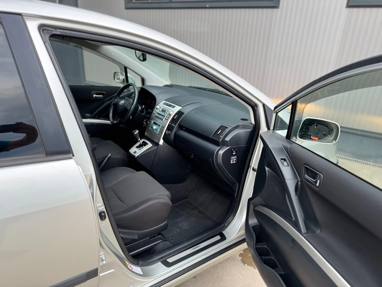 Toyota Corolla verso AVTOMAT 6+ 1 | Mobile.bg   15