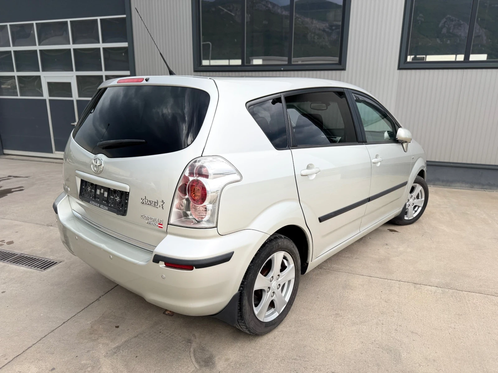 Toyota Corolla verso AVTOMAT 6+ 1 - изображение 5