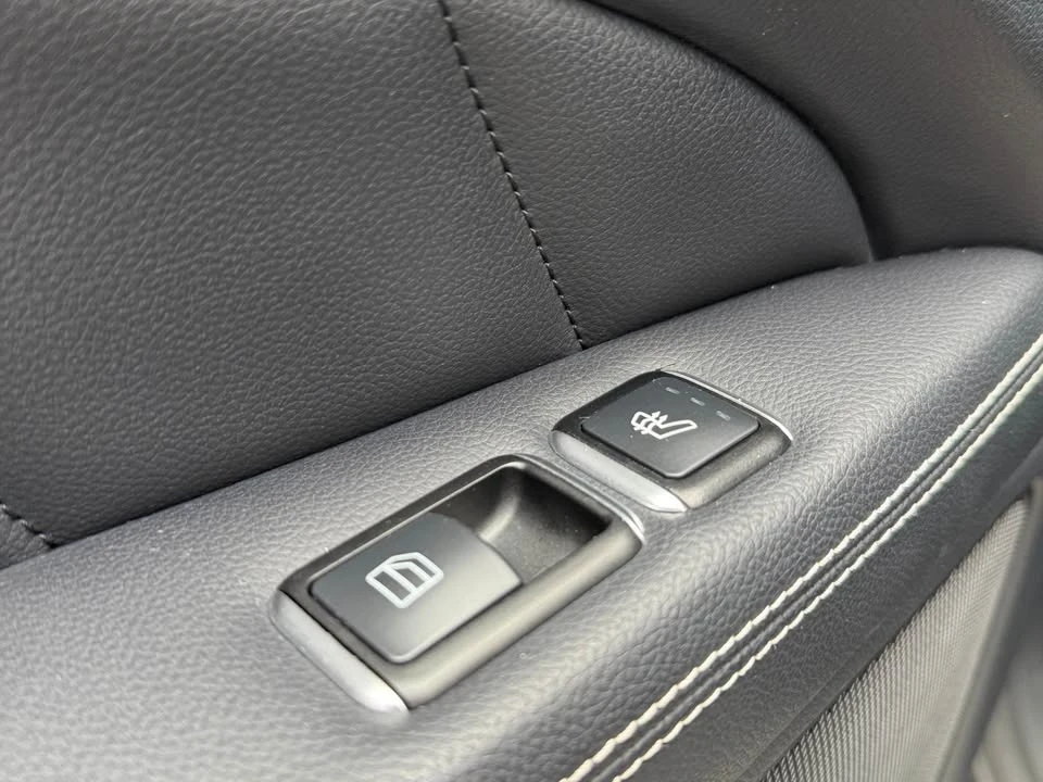 Mercedes-Benz CLS 550 4MATIC * * CARFAX * * АВТО КРЕДИТ * *  - изображение 10