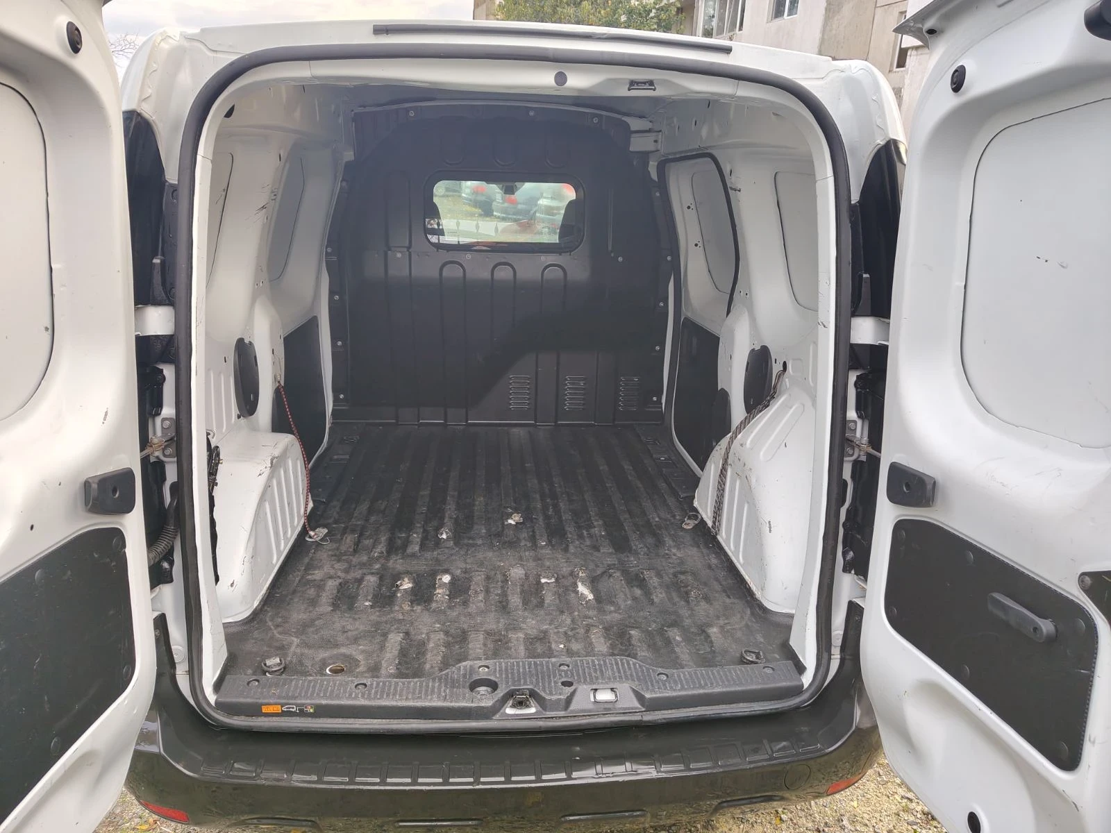 Renault Express  - изображение 7