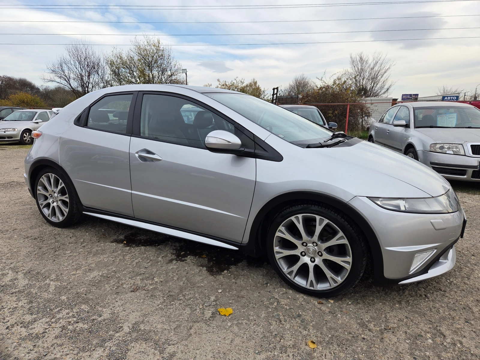 Honda Civic 2.2ctdi/navi/koja - изображение 3