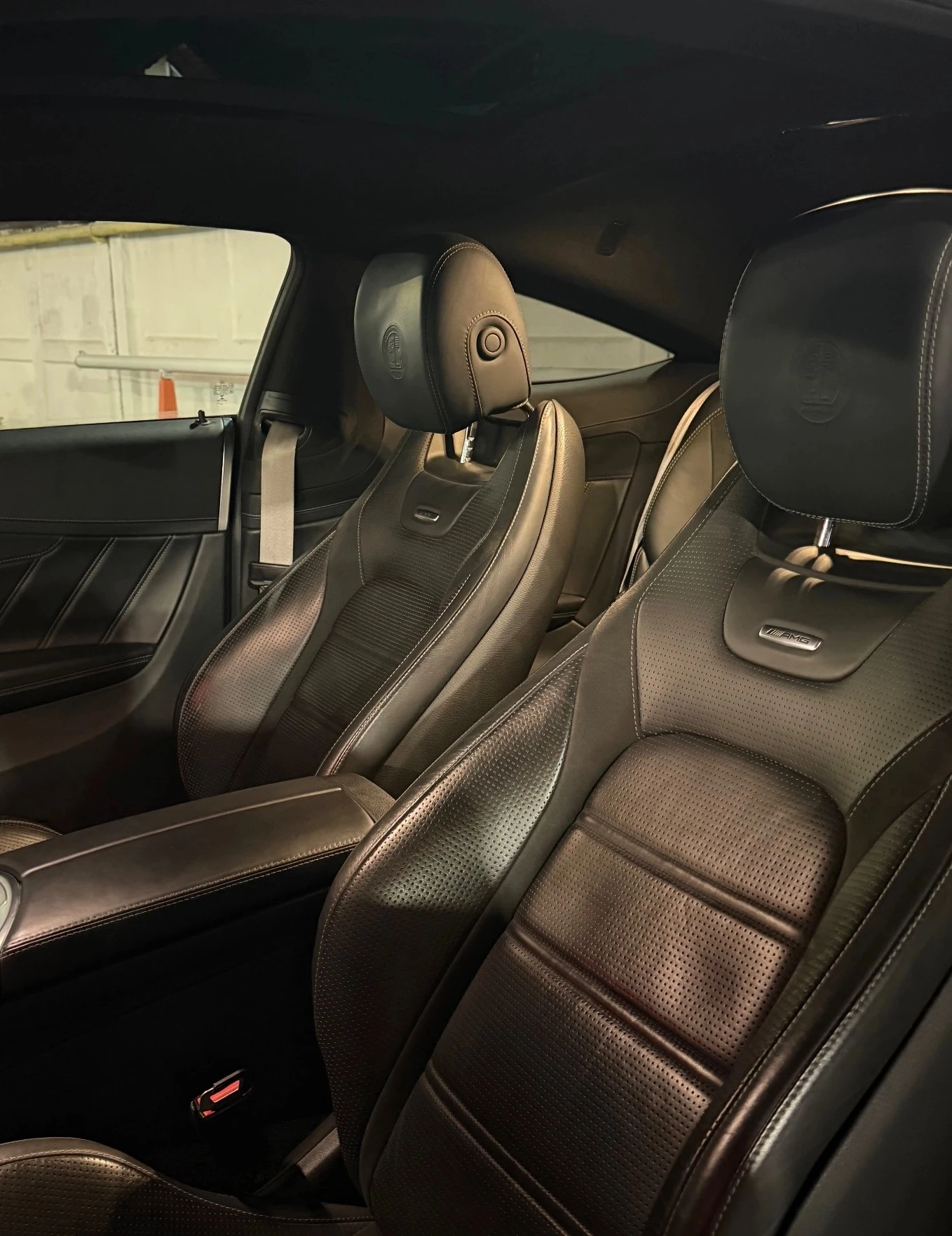 Mercedes-Benz C 63 AMG S - изображение 7