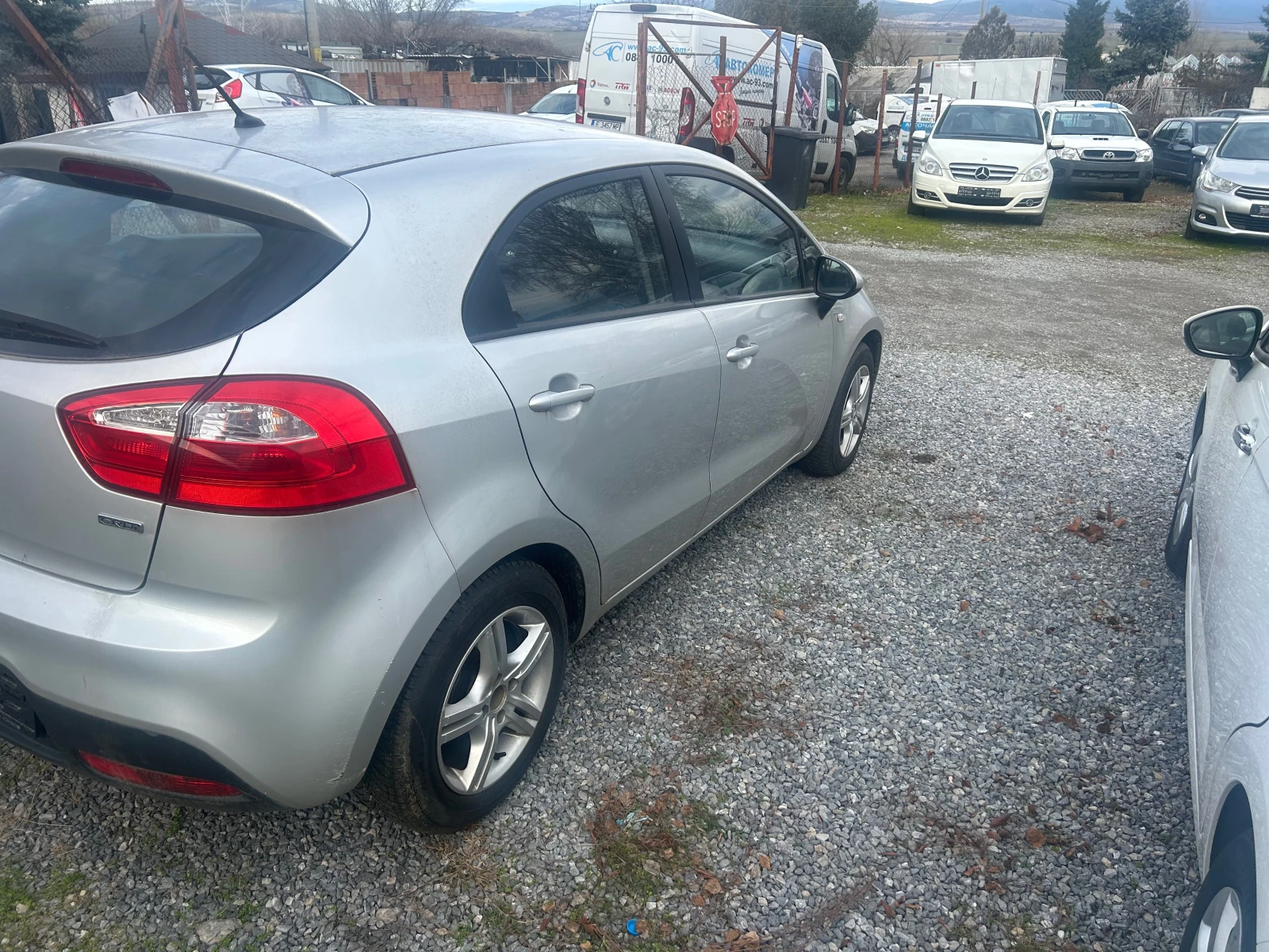 Kia Rio 1.1 | Mobile.bg � ����������� 6