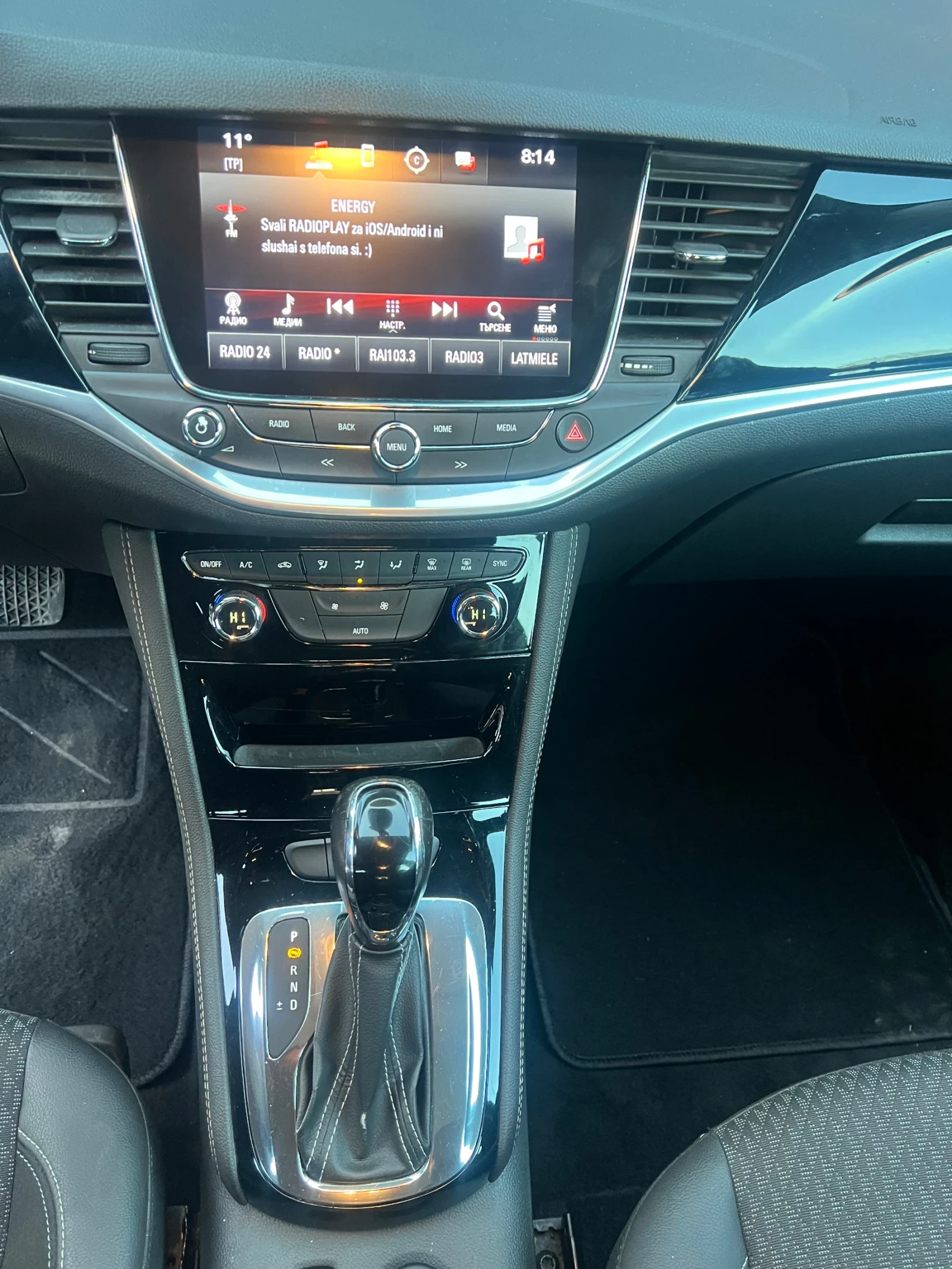 Opel Astra 1.6 CDTI Automatik, снимка 14 - Автомобили и джипове - 53866717