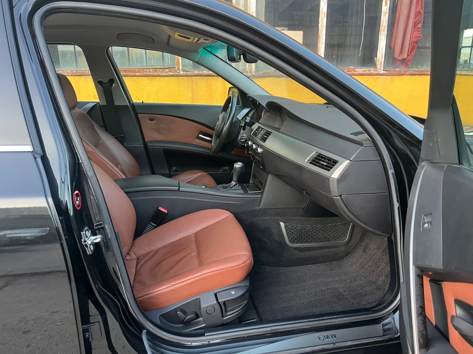 BMW 525 110000КМ ! ИТАЛИЯ!!!, снимка 12 - Автомобили и джипове - 53952719