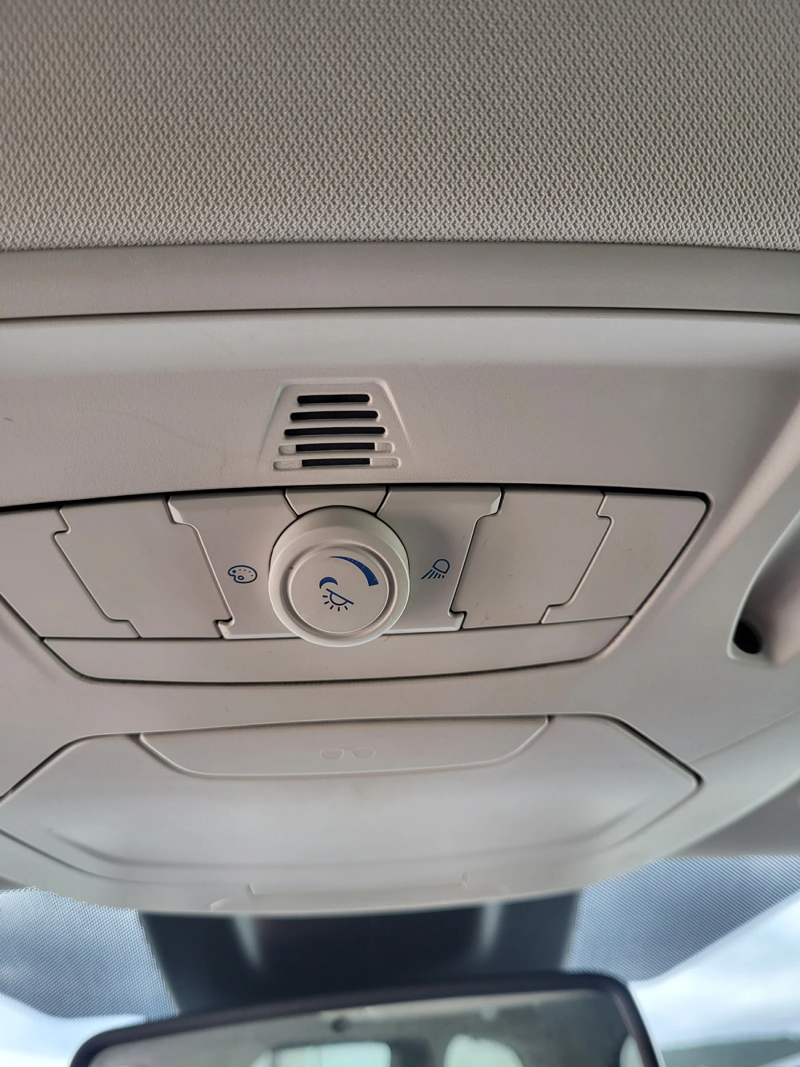 Ford Focus ФУЛ екстри Автоматично паркиране NAVI, снимка 10 - Автомобили и джипове - 54016067