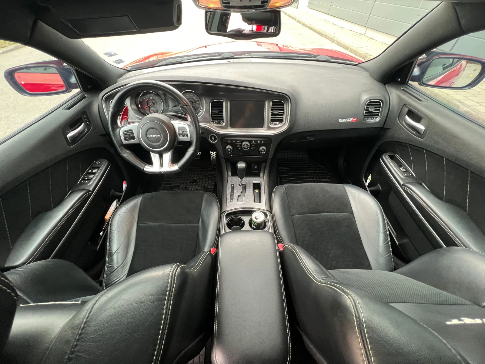 Dodge Charger 6.4 V8 HEMI SRT8, снимка 9 - Автомобили и джипове - 54019576