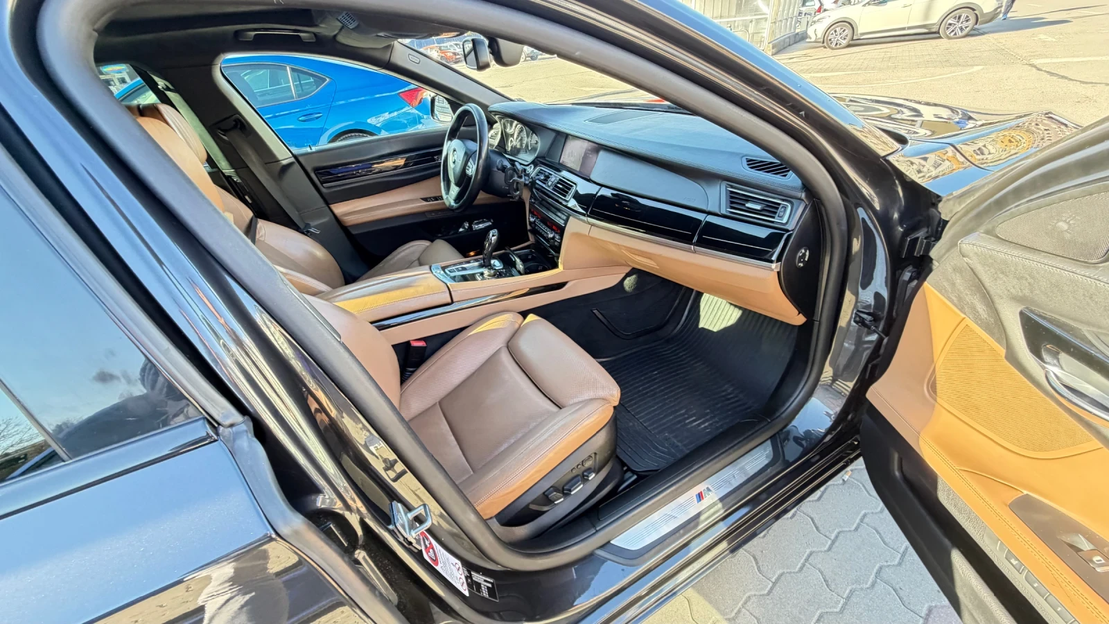 BMW 740, снимка 17 - Автомобили и джипове - 54058867