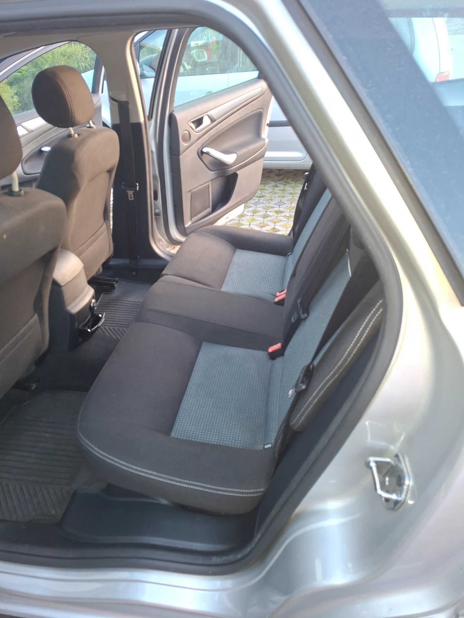 Ford Mondeo, снимка 10 - Автомобили и джипове - 54062032