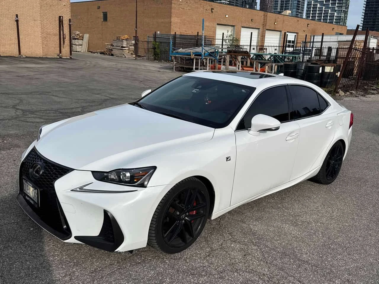 Lexus IS 300 F-SPORT* M/L* DISTRONIC* OБДУХВАНЕ