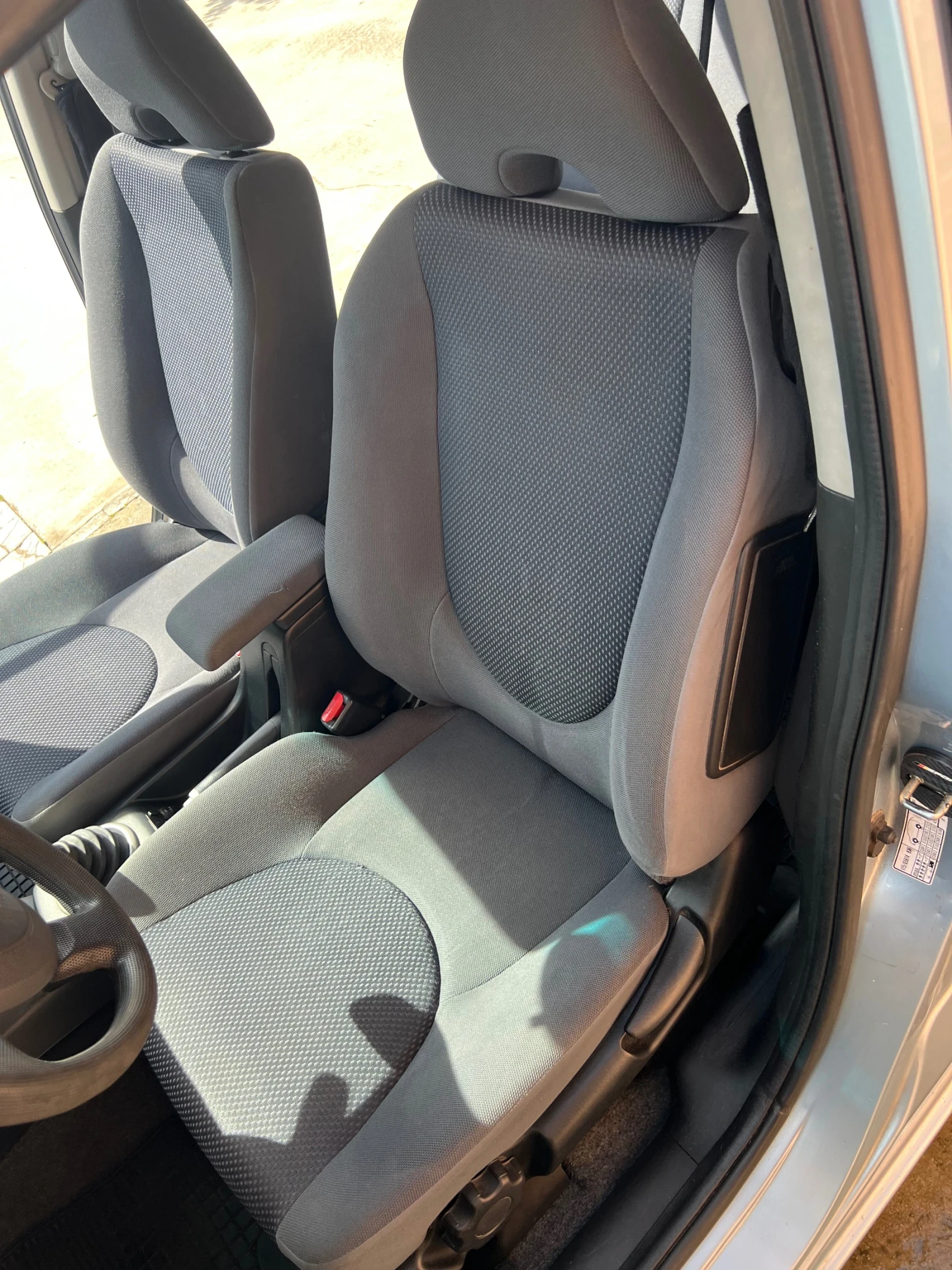 Honda Jazz 1.2, снимка 13 - Автомобили и джипове - 54692225