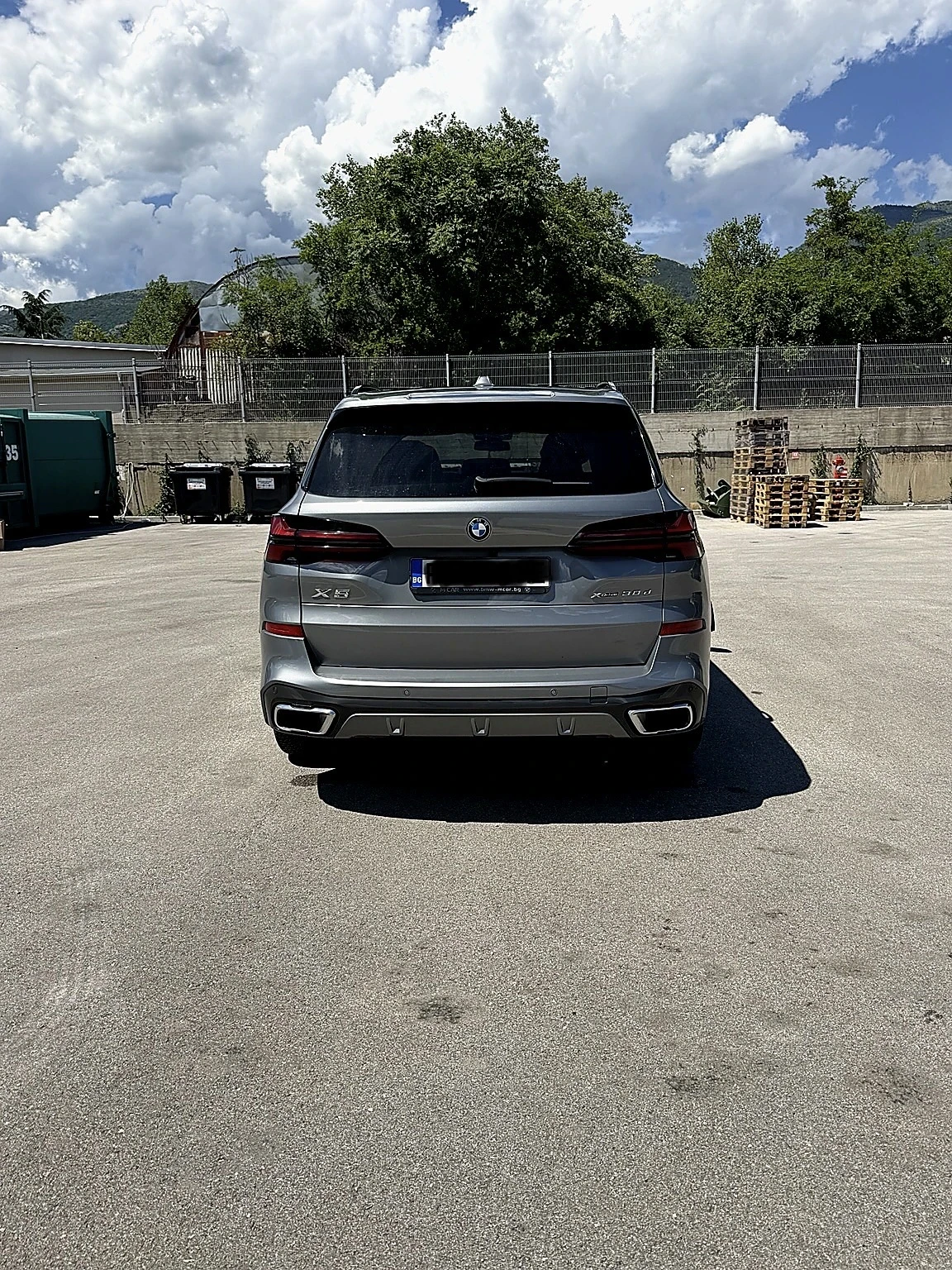 BMW X5M  XDRIVE* PANO* KEYLESS* DISTR* HARMON* CARPLAY* , снимка 6 - Автомобили и джипове - 54914672