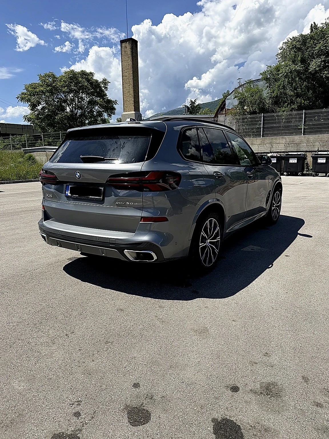 BMW X5M  XDRIVE* PANO* KEYLESS* DISTR* HARMON* CARPLAY* , снимка 5 - Автомобили и джипове - 54914672
