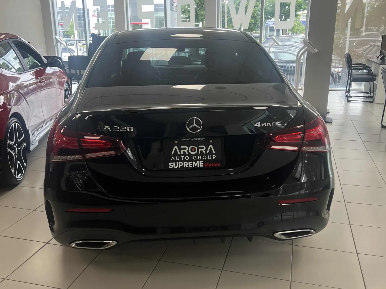 Mercedes-Benz A 220 4MATIC Sedan * CARFAX * АВТО КРЕДИТ * , снимка 5 - Автомобили и джипове - 54983349