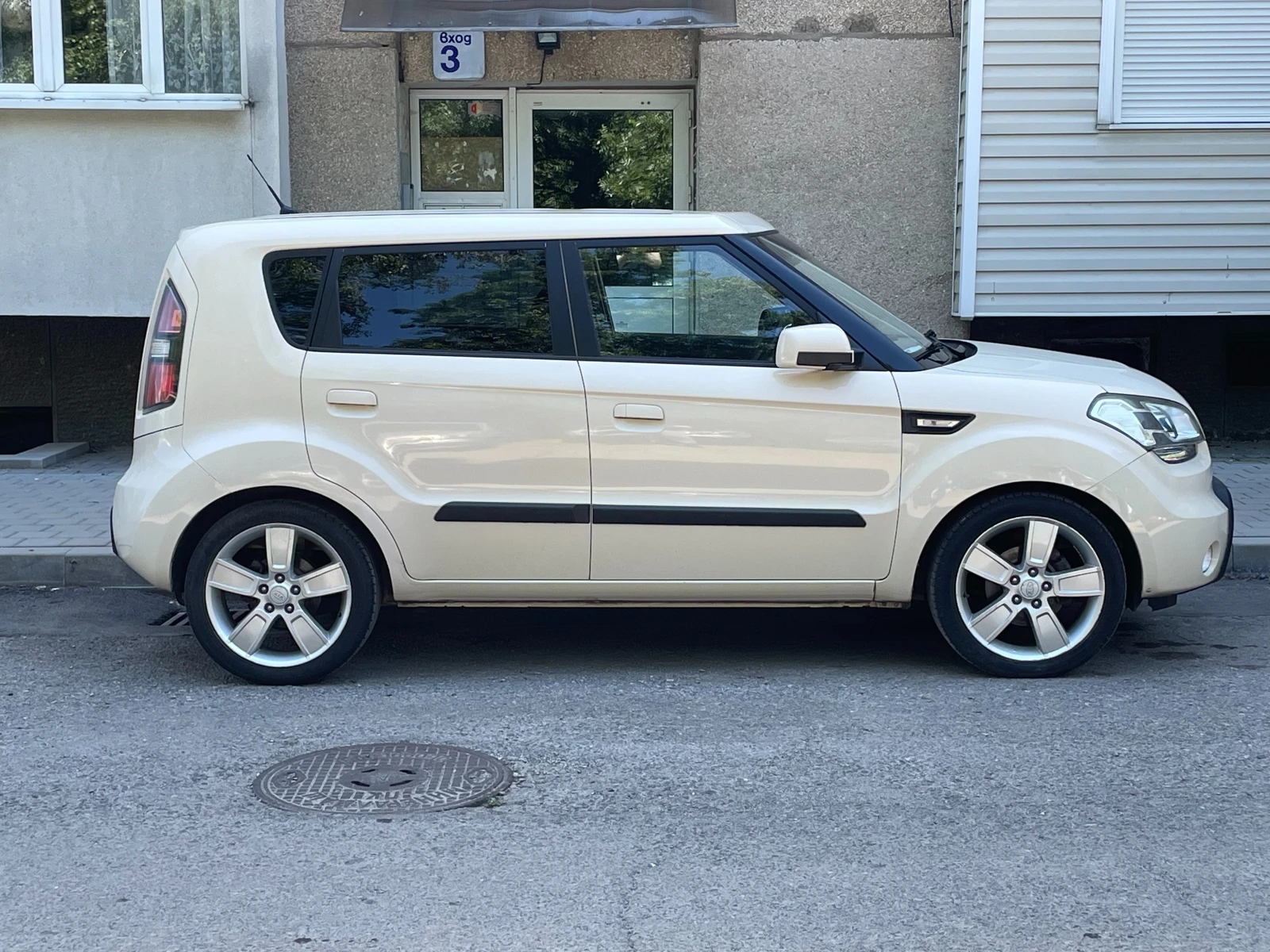 Kia Soul 1.6, снимка 8 - Автомобили и джипове - 54993541