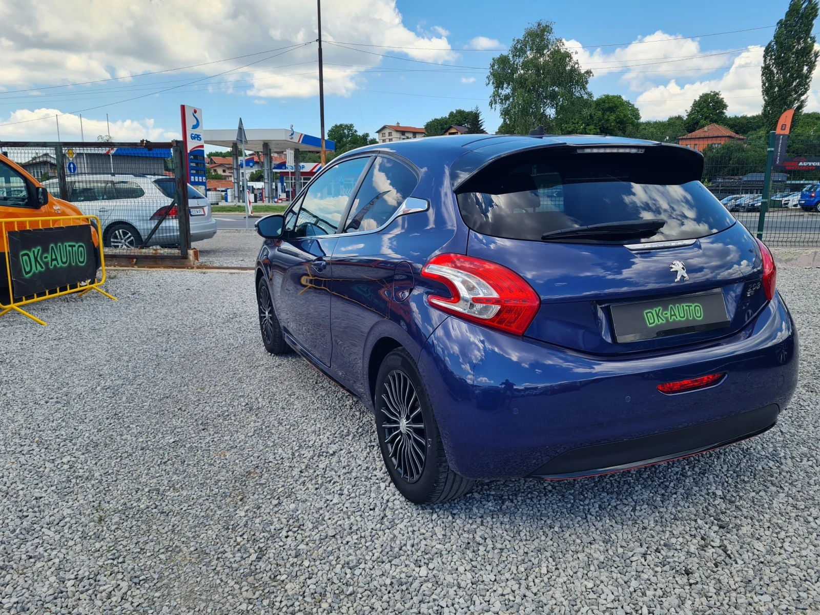 Peugeot 208 e-HDI!!AUTOMATIC!!TEMPOMAT!!NAVI!!, снимка 4 - Автомобили и джипове - 55154398