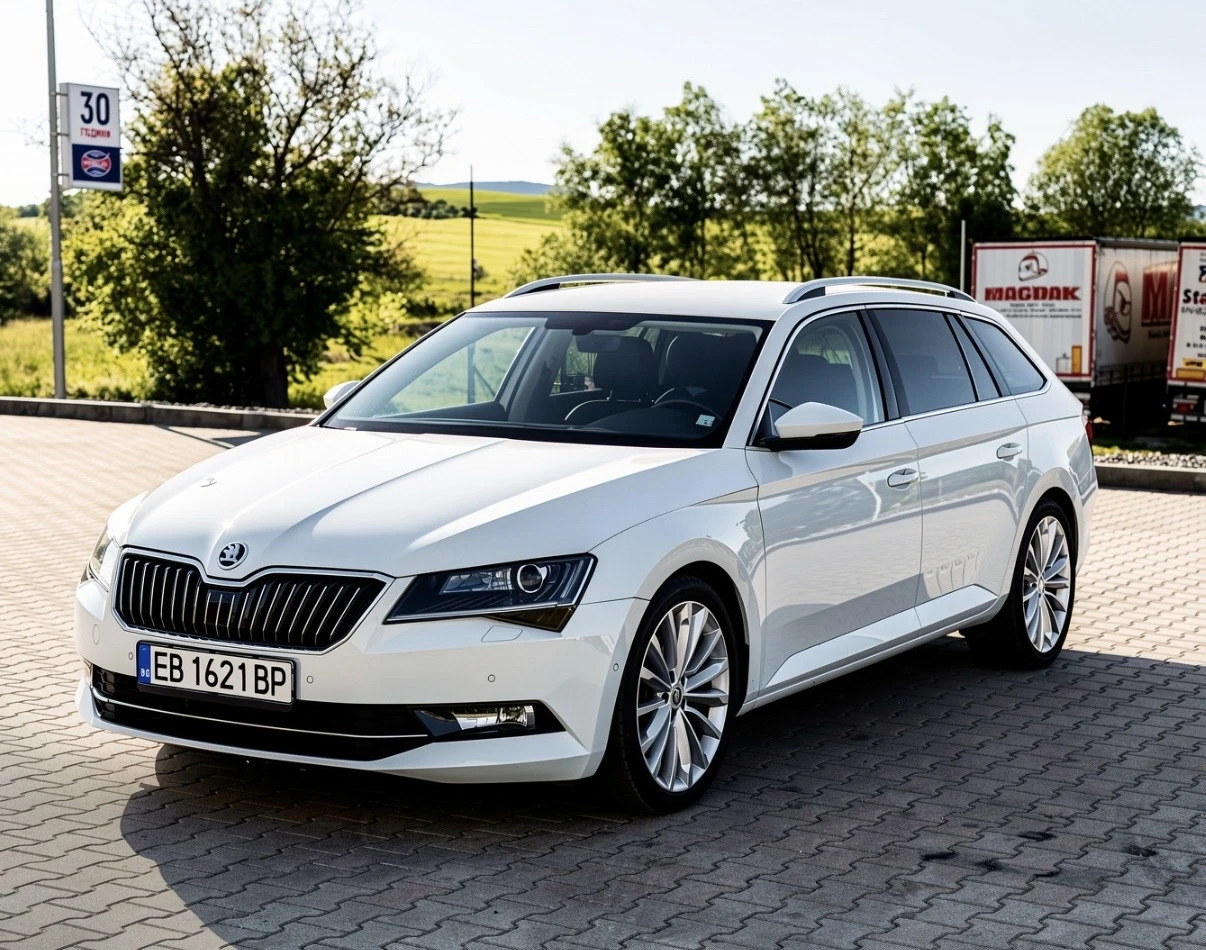 Skoda Superb 2.0TDI LAURIN & KLEMENT 2016, снимка 2 - Автомобили и джипове - 55190861