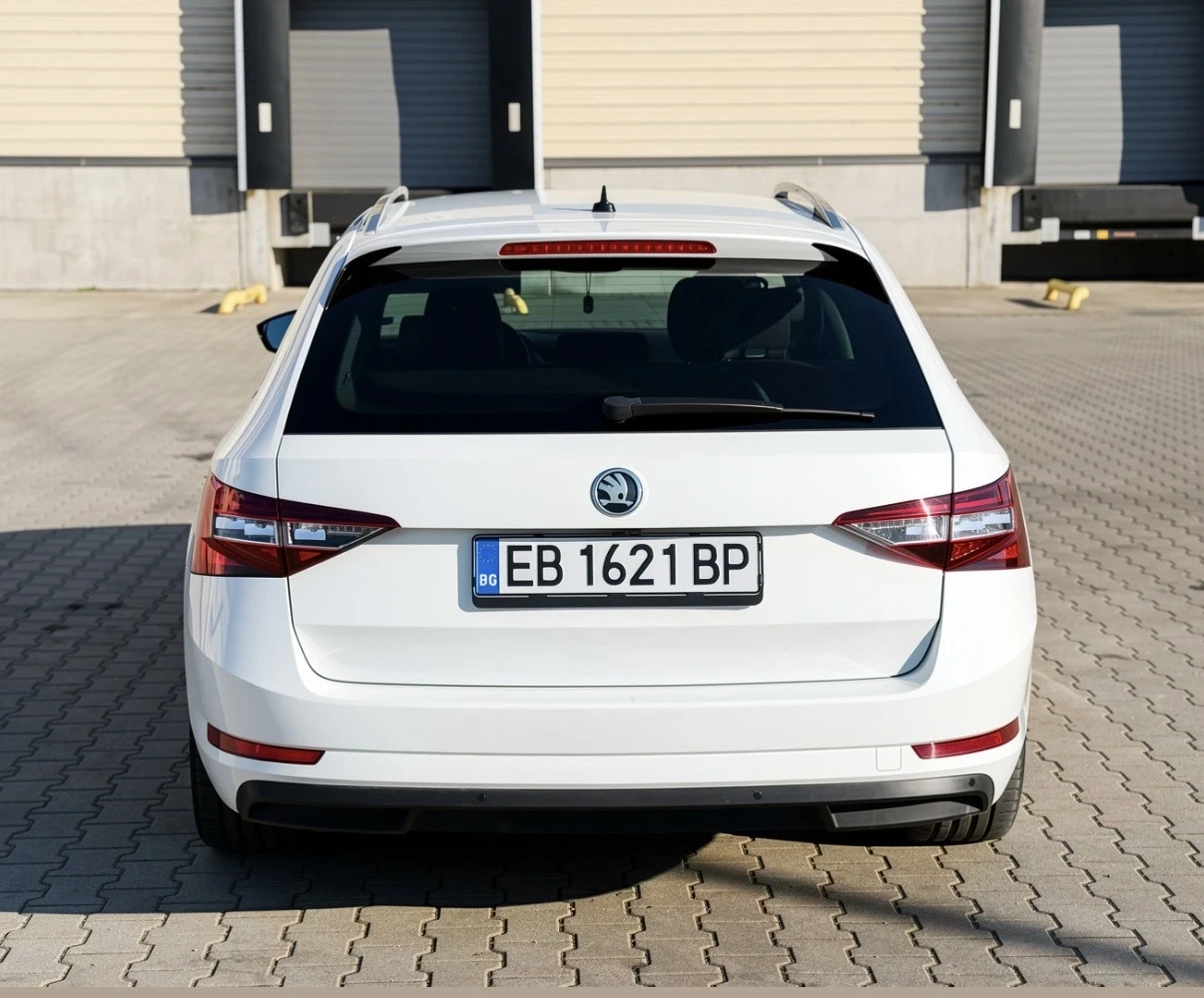 Skoda Superb 2.0TDI LAURIN & KLEMENT 2016, снимка 4 - Автомобили и джипове - 55190861