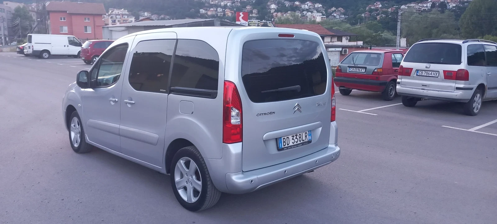 Citroen Berlingo 1.6 benzin , снимка 14 - Автомобили и джипове - 55246674