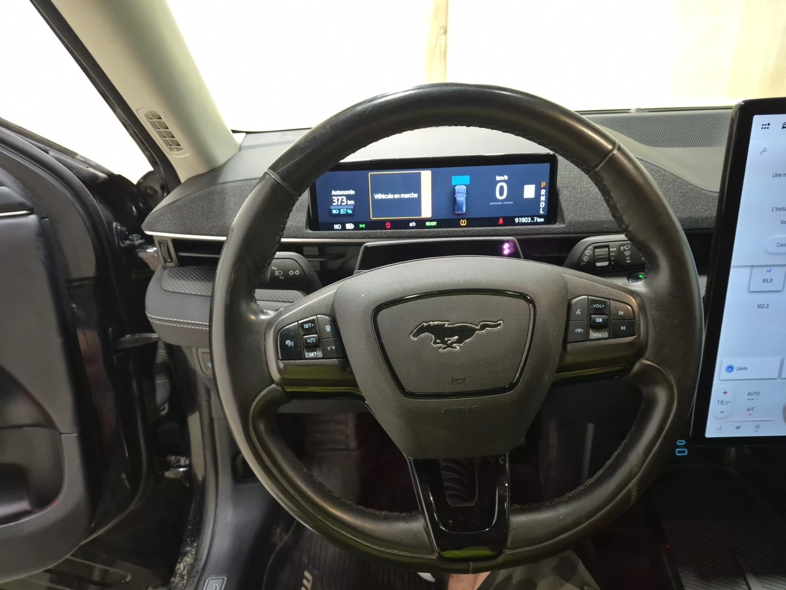 Ford Mustang Mach-E Premium* 360View* B&O* Distronic* CarPlay* Keyless, снимка 8 - Автомобили и джипове - 55340001