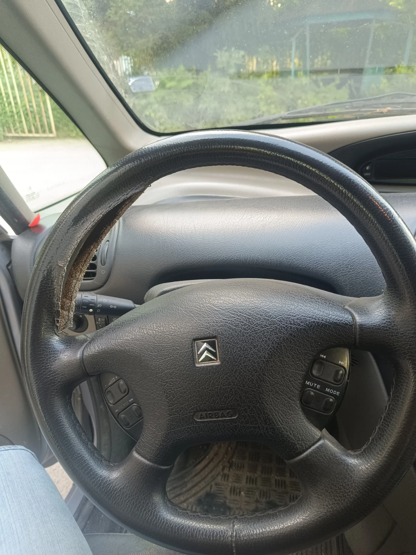 Citroen Xsara picasso 2.0 HDI, снимка 9 - Автомобили и джипове - 55435392