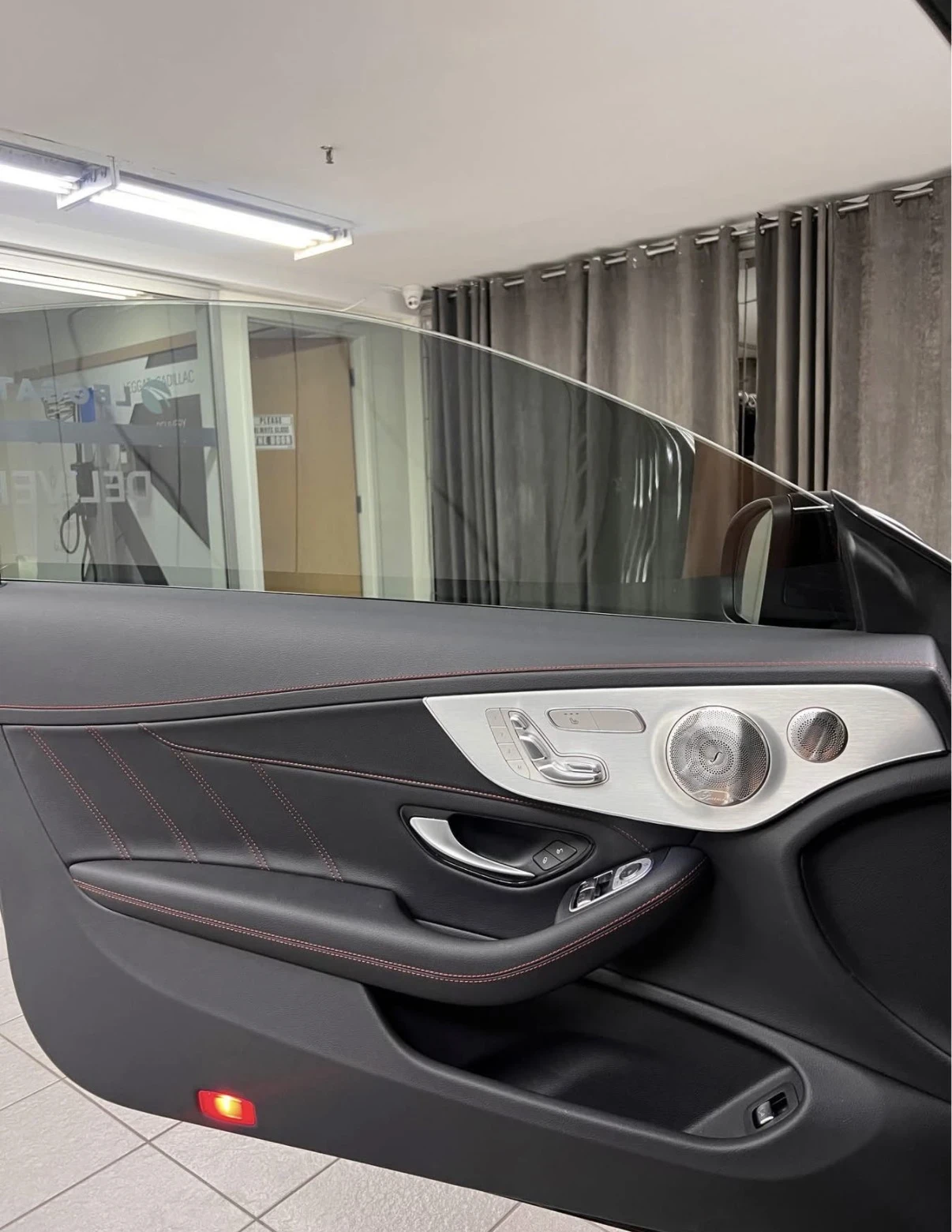 Mercedes-Benz C 43 AMG COUPE * 2023 * 5K KM * CARFAX * , снимка 13 - Автомобили и джипове - 55461606