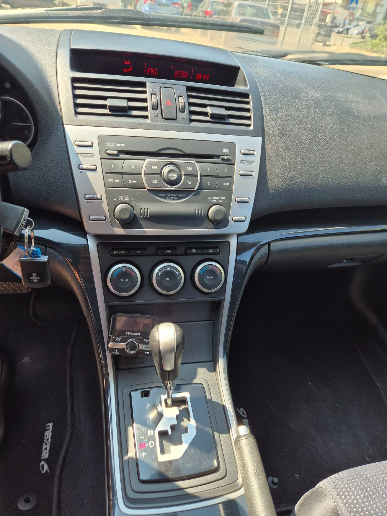 Mazda 6 ШВЕЙЦАРИЯ , снимка 15 - Автомобили и джипове - 55621734