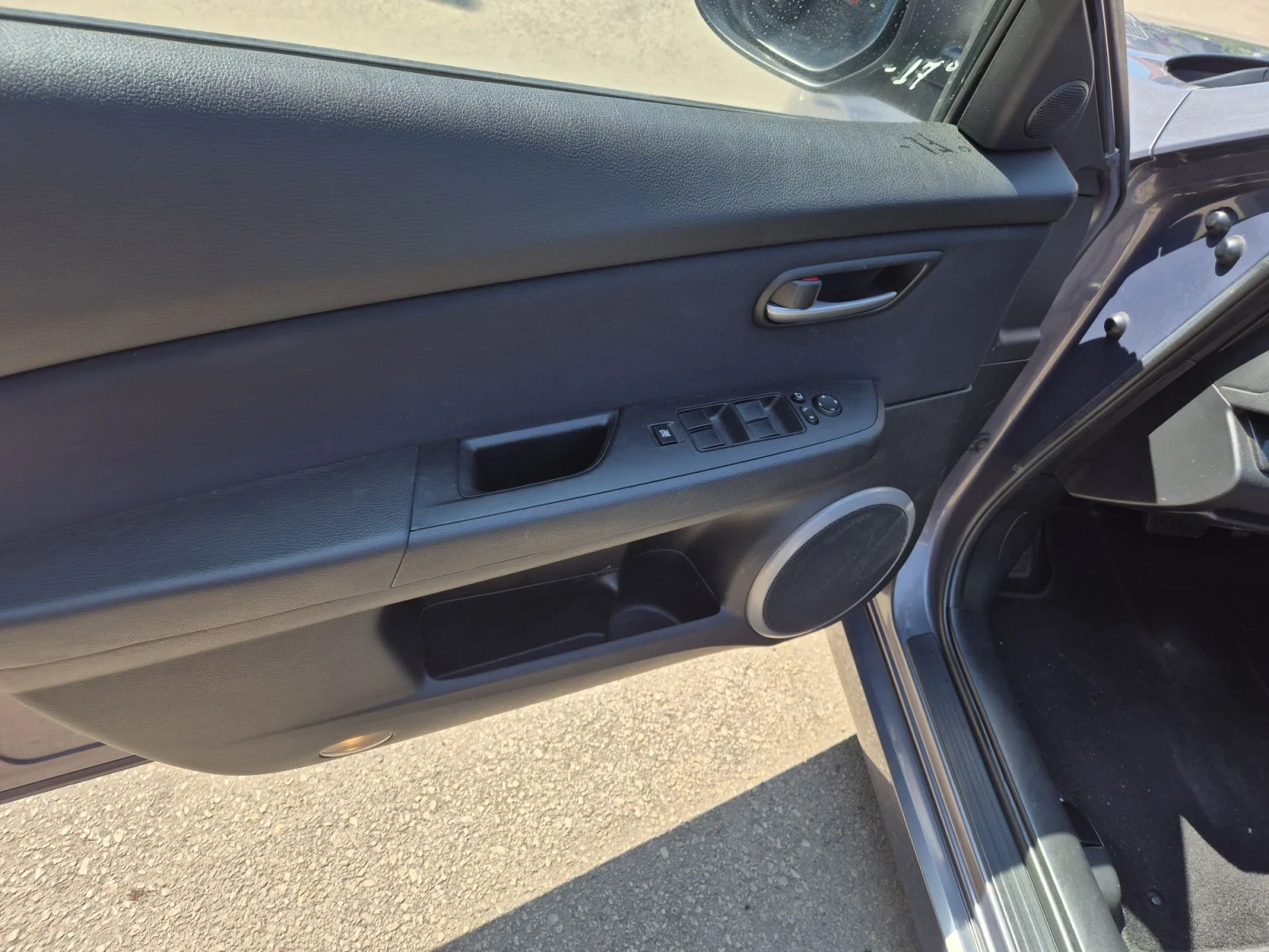 Mazda 6 ШВЕЙЦАРИЯ , снимка 13 - Автомобили и джипове - 55621734